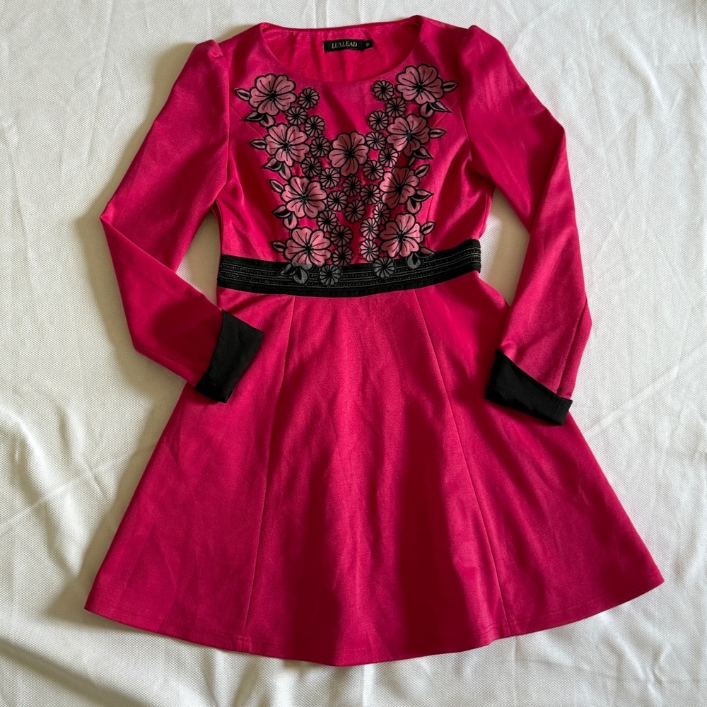 Luxlead Pink Fit & Flare Dress with Floral Embroidery – Kids M